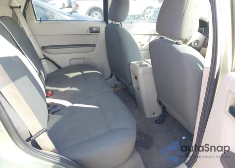 2008 Ford Escape Xls/Xls Manual из США, поврежденный, VIN 1FMCU02Z48KB00157